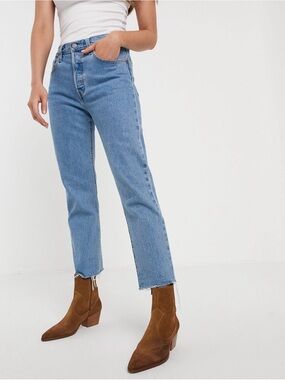 Levi’s Women’s Cropped Jeans with Frayed Hem & Button Fly — Size 26